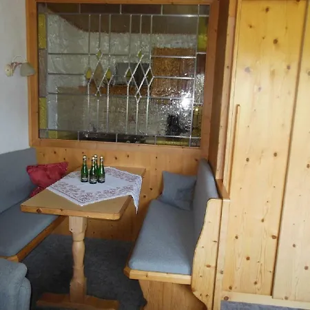 Gaestehaus Gruenbacher Kossen