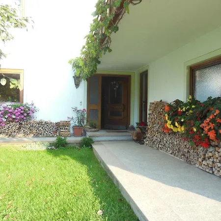 公寓 Gaestehaus Gruenbacher