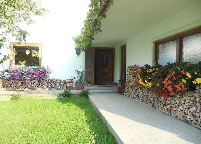 公寓 Gaestehaus Gruenbacher